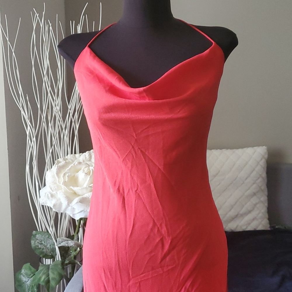 Cushine long dress.